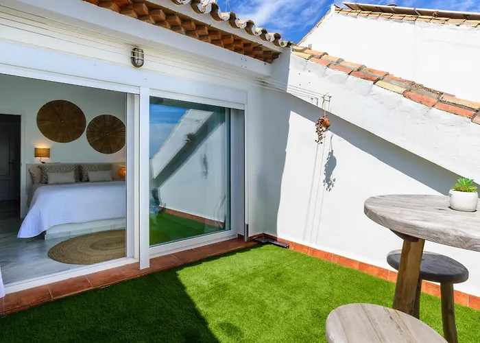 House Casa D'anvers, * エステポナ