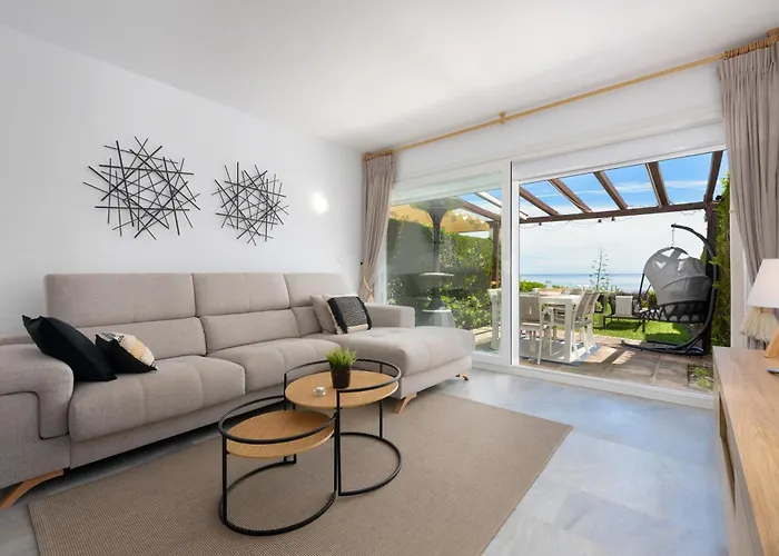 House Casa D'anvers, * エステポナ